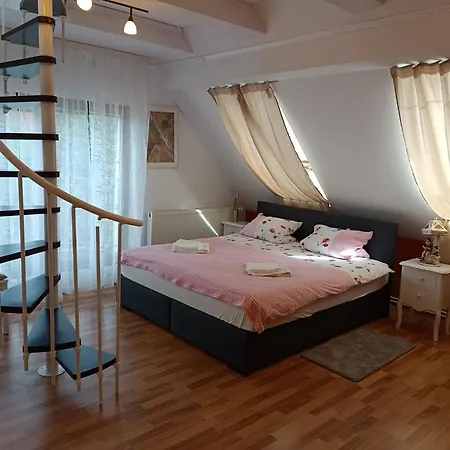 Apartment Donaublick 2 In Stifterstrasse 19a