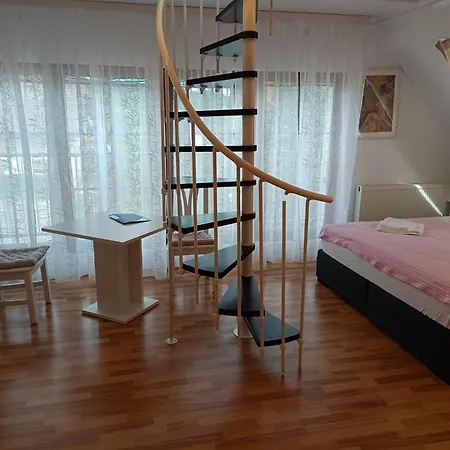 Apartment Donaublick 2 In Stifterstrasse 19a