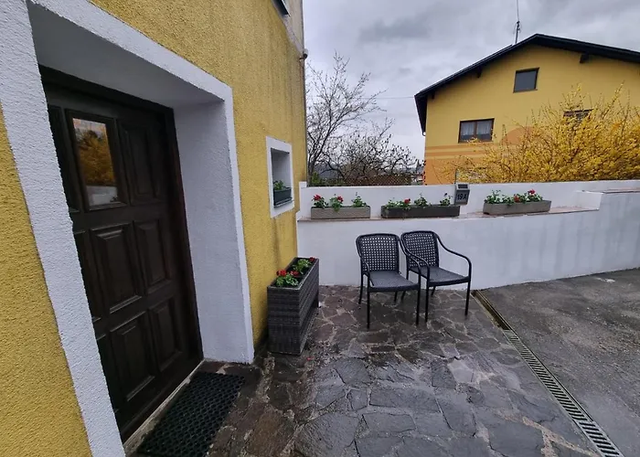 Апартаменты Donaublick 2 In Stifterstrasse 19a Грайн