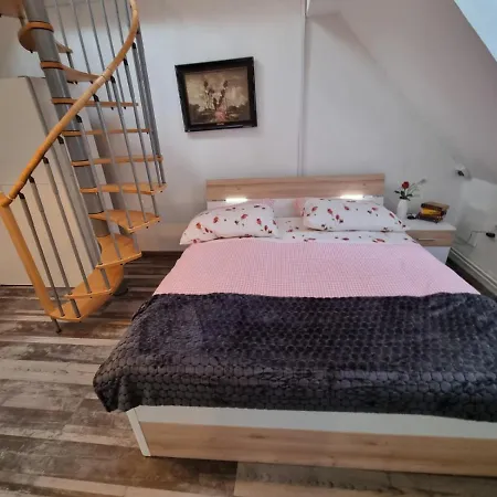 Appartement Donaublick 2 In Stifterstrasse 19a *